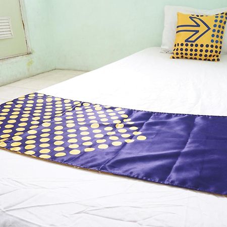 Spot On 93611 Kost Pak Suyatno Syariah 2 Hotel Ponorogo Kültér fotó