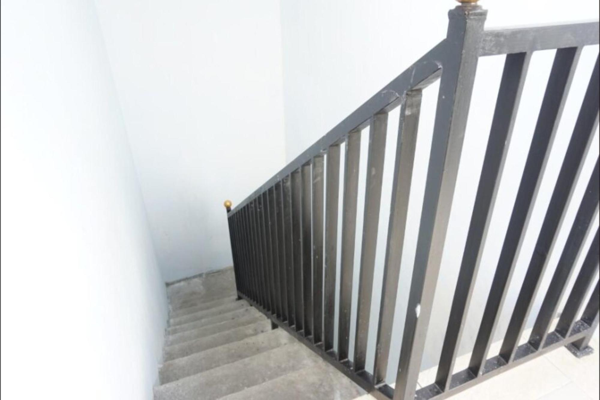 Spot On 93611 Kost Pak Suyatno Syariah 2 Hotel Ponorogo Kültér fotó