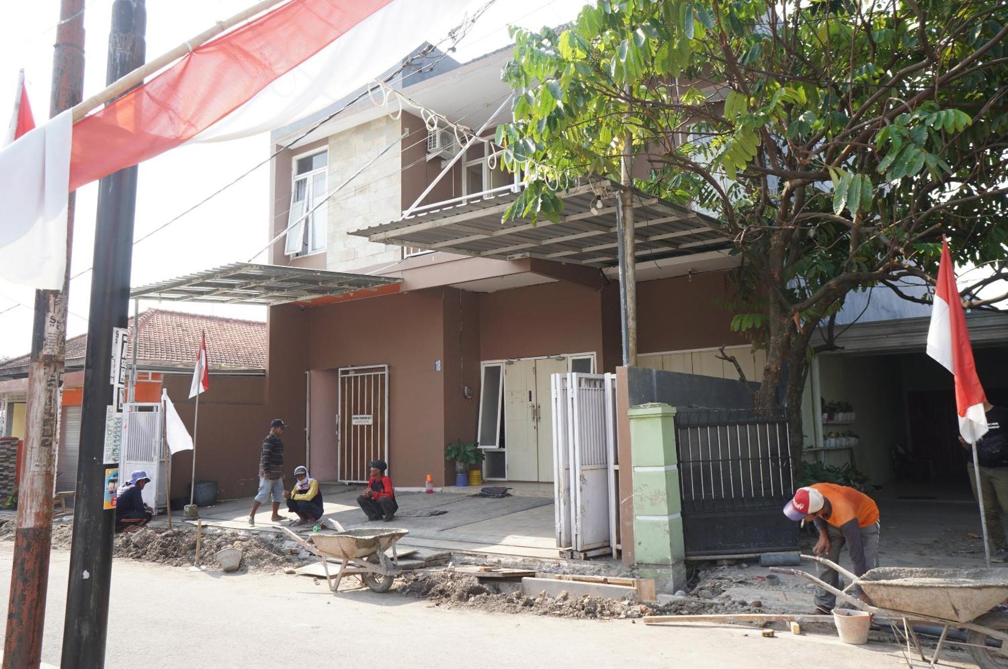 Spot On 93611 Kost Pak Suyatno Syariah 2 Hotel Ponorogo Kültér fotó