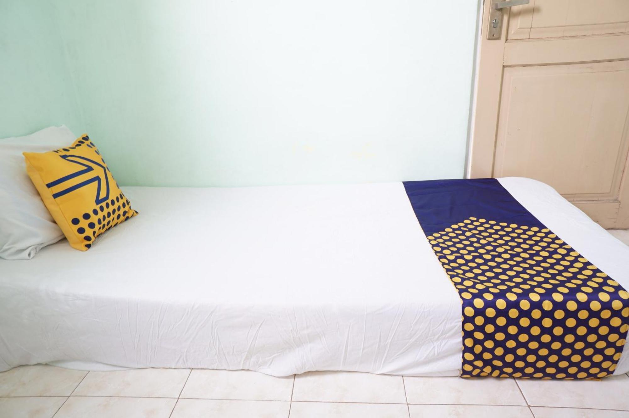 Spot On 93611 Kost Pak Suyatno Syariah 2 Hotel Ponorogo Kültér fotó
