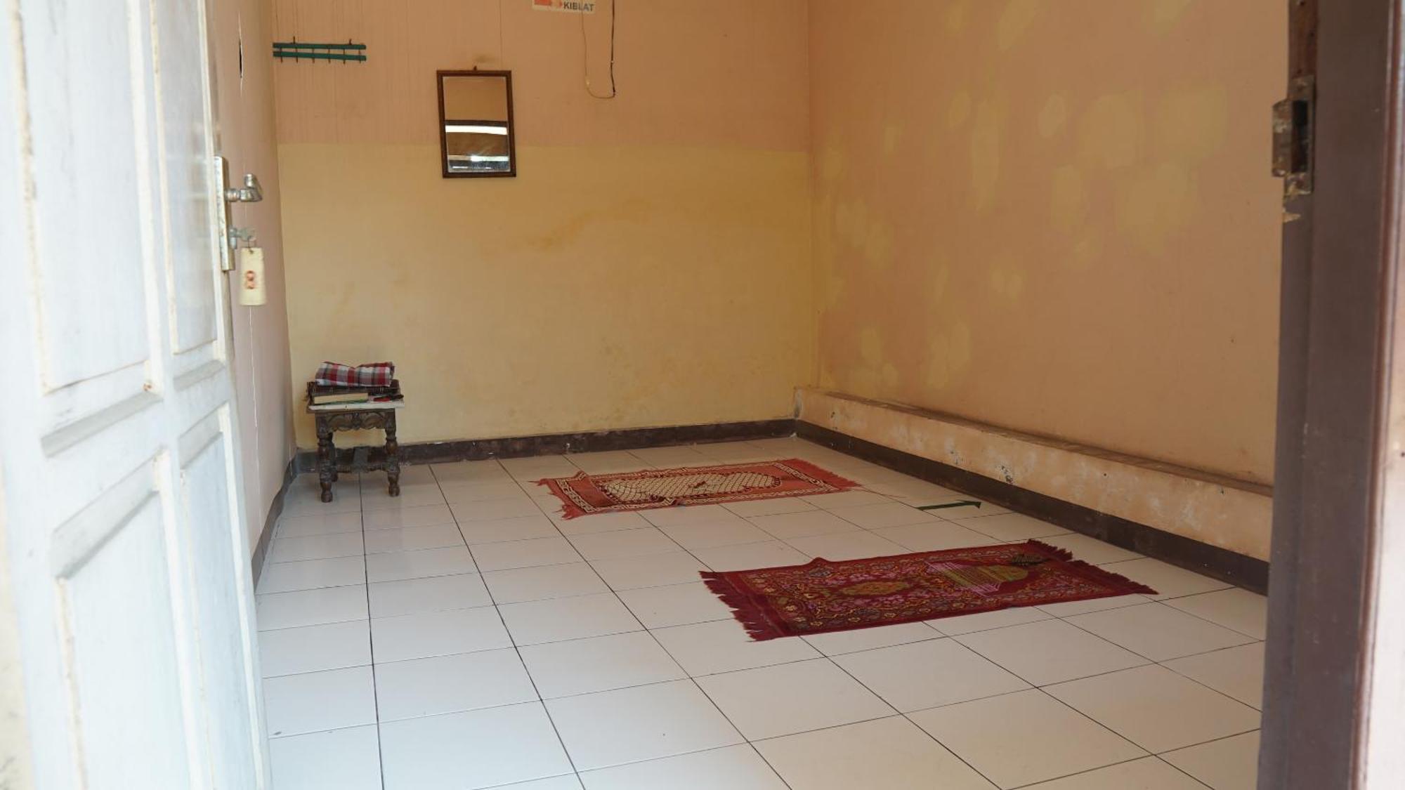 Spot On 93611 Kost Pak Suyatno Syariah 2 Hotel Ponorogo Kültér fotó